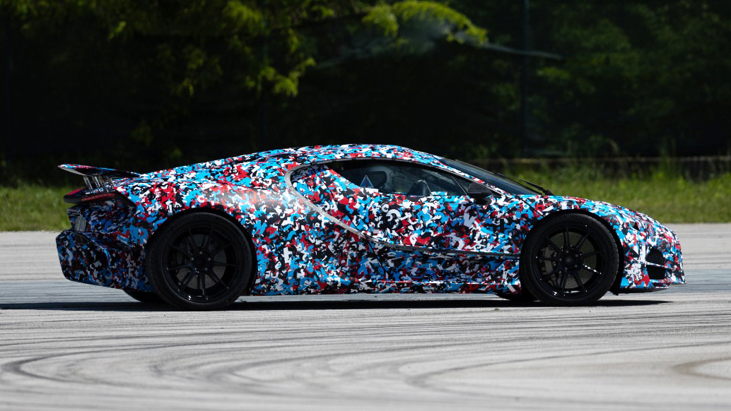 This is your first look at Bugatti’s V16-engined successor to the Chiron. We’ve got hold of a spy shot of Bugatti’s next hypercar, and it looks… colourful → topgear.com/car-news/first…