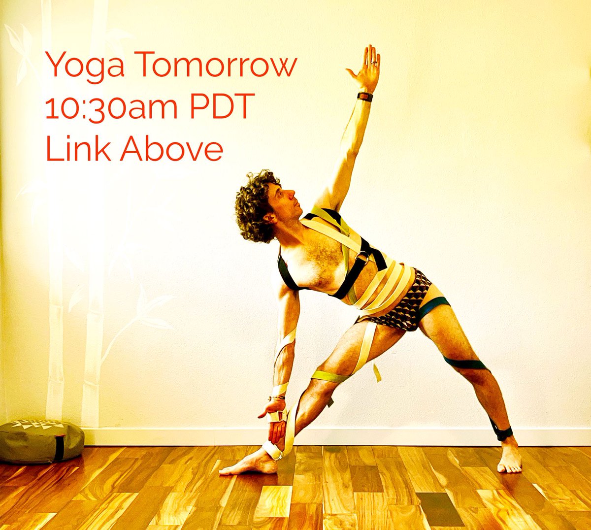 Feeling bound up? Come join me for Yoga tomorrow at 10:30am PDT. 
🔺
eventbrite.com/e/trevors-zoom…
🔺
#streamingyoga #onlineyoga #yogateacher #yogaclass #donationyoga #mixedlevelyoga #trikonasana #trianglepose