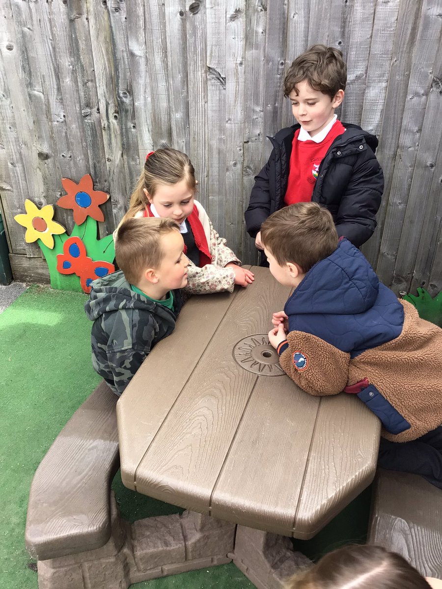 The Reception children have thoroughly enjoyed spending playtimes with Nursery pupils 👭👬They have been showing off their Power of Kindness! ☺️