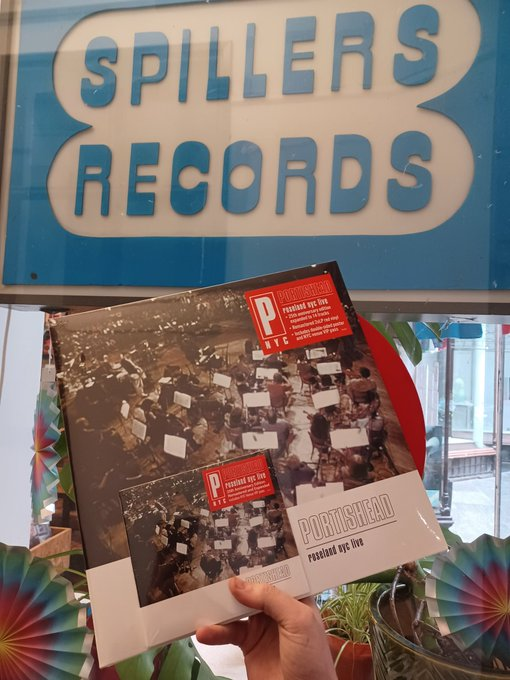 #NP A good chunk of our afternoon soundtrack has been dedicated to this beauty, reissued + expanded w/ extra tracks for it's 25th Anniversary @Portisheadinfo 'Roseland NYC Live' CD £11.99 💿 Red 2LP £36.99 🔴