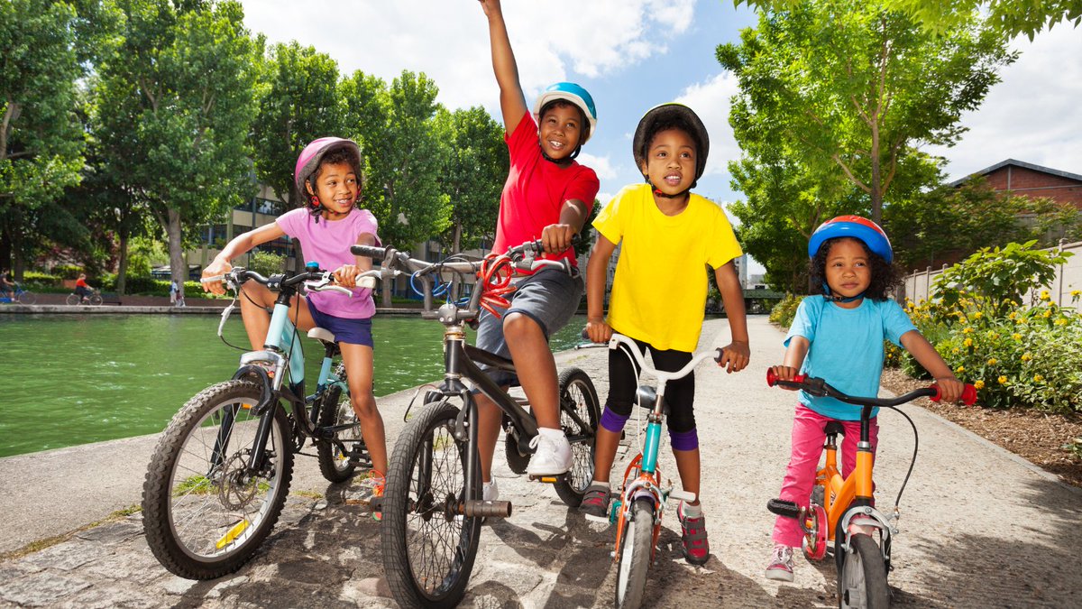 When the school day ends, let the games begin! Encourage kids to use their after-school energy to get #active with friends, siblings, teams, or independently. Regular physical activity can help children maintain a healthy weight and improve sleep patterns. cdc.gov/physicalactivi…