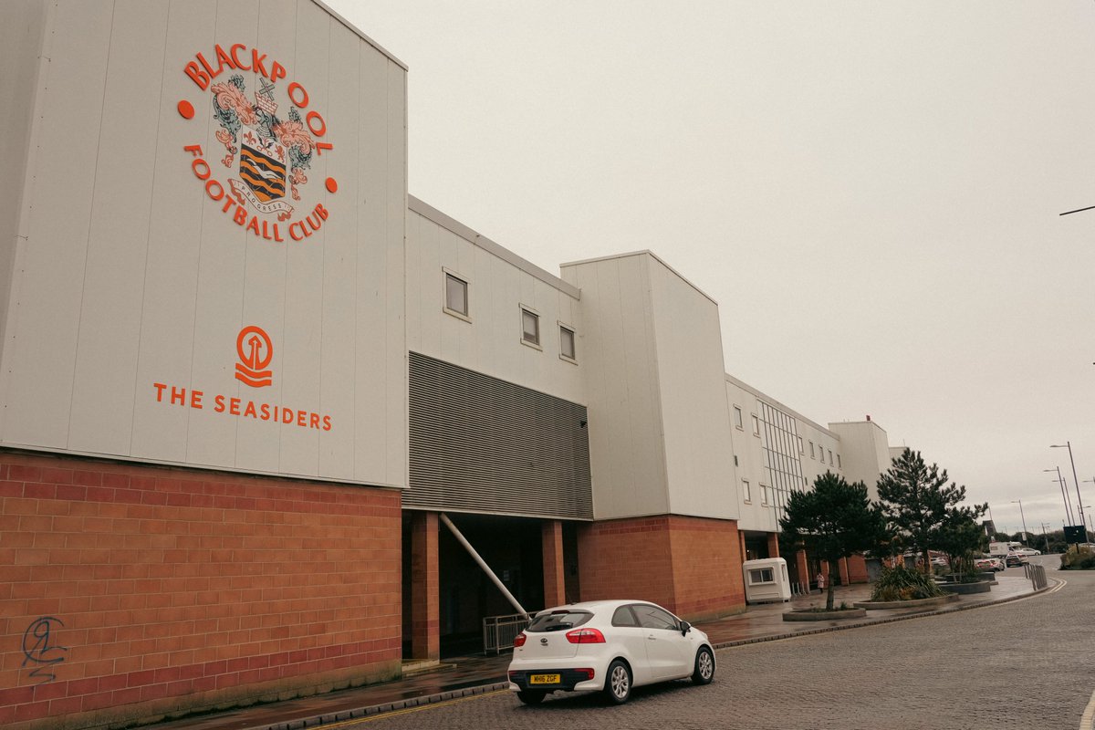 🚌 Reminder that supporters coaches depart Bloomfield Road at 6:30am tomorrow with pick-up outside the West Stand Main Reception.

🍊#UTMP