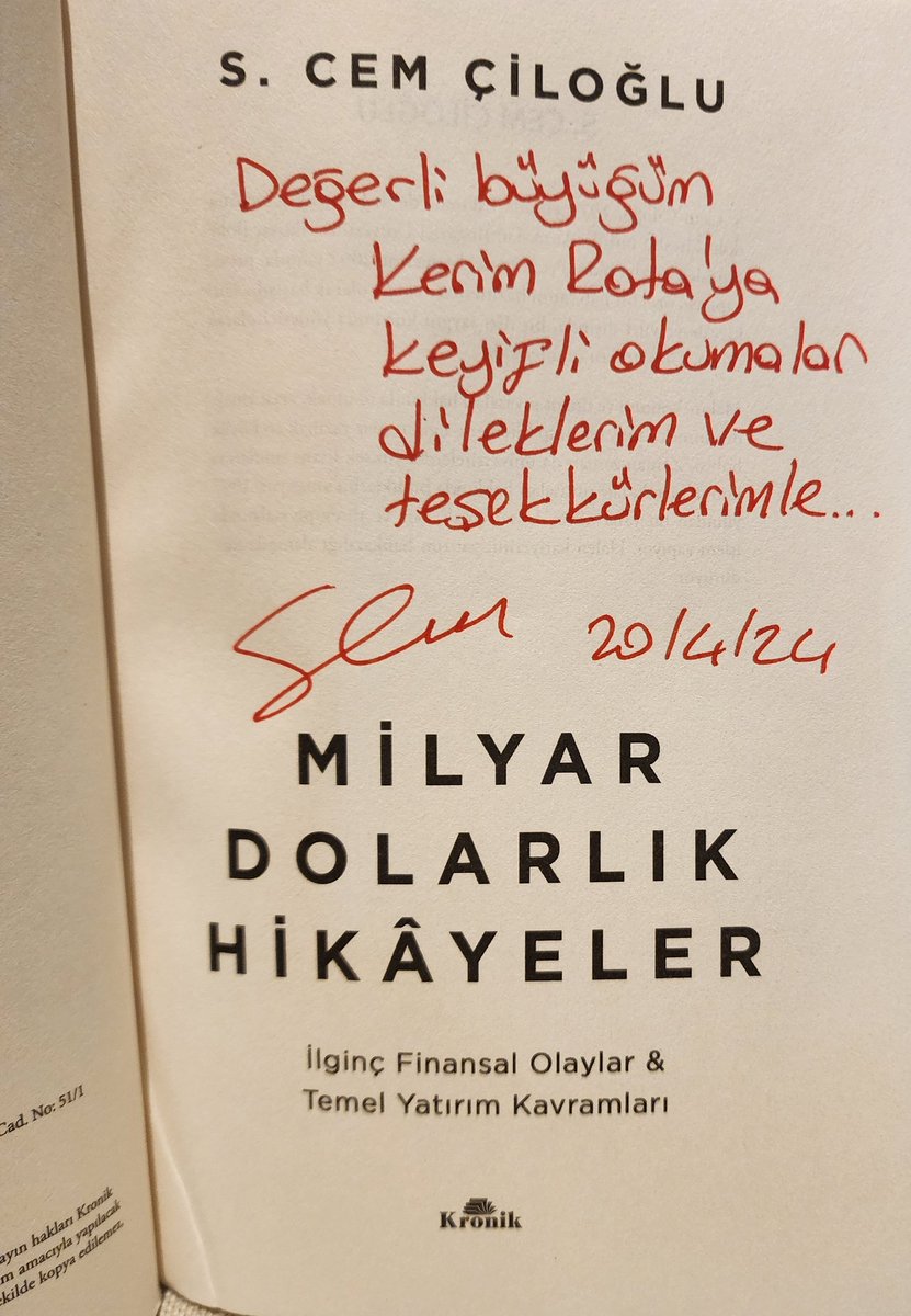 Sevgili dostum ve meslektaşım @CemCiloglu muhteşem bir işe imza attı. 'Milyar Dolarlık Hikayeler' eğlenceli ve öğretici bir eser olmuş. Sağolsun imzalayıp gönderme nezaketini de göstermiş. Cem'e teşekkür ediyor, bundan sonraki kitabını merakla bekliyorum.