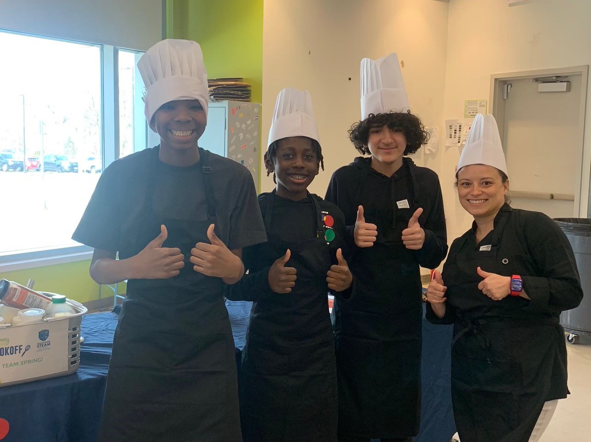 Yes, Chef! 👩‍🍳👨‍🍳 Students at @PonusRidgeSTEAM in Connecticut put their culinary skills to the test with a #DiscoveryKitchen Cookoff. And the winner was... Dorian and Dylan's Famous Chana! bit.ly/4aLDjId #ServingUpHappyandHealthy @NorwalkPS