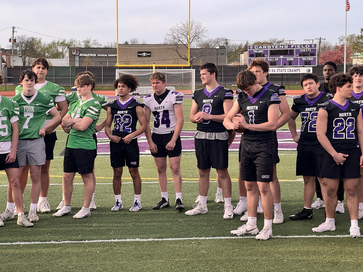 My Take from Monday night's @CoachHoreniDGN Silver Showcase which features players from the host school along with @YorkDukesFB @HCRedDevilFB @LyonsTwpFball @DGS_Football (Nation) edgytim.forums.rivals.com/threads/monday… @JosephReiff @OwenLansu12