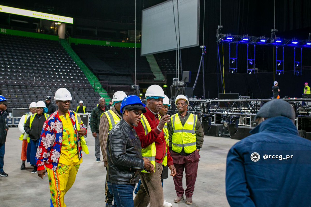 Our father-in-the-Lord and mother-in-Israel @PastorEAAdeboye and @PastorFAAdeboye visiting the AO Arena in Manchester, UK to inspect the grounds and pray before tonight's Festival of Life.

The clouds are heavy, and the wind is blowing already. God is set to do a new thing.