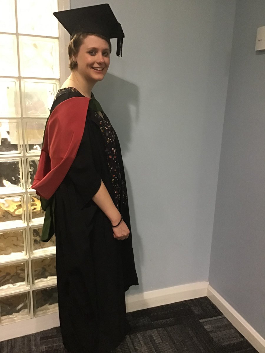 Check out tips from a previous Research Showcase winner! 🏆 Many thanks <a href="/KatyHUMS/">Katy Humberstone #IStandWithUkraine</a> who created an excellent guide for all <a href="/UniofExeter/">University of Exeter</a> PGRs about planning, preparing and presenting a research poster- check it out here👉ele.exeter.ac.uk/mod/resource/v…