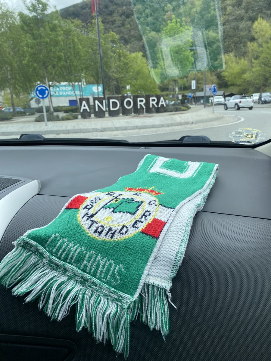Concanos96's tweet photo. Buen viaje a los #Concanos desplazados💚🤍💚 💪💪
@SeccionChipiron @JASUAREZ3
#UnaIlusionNosPersigue
#ConcanosOnTour
#AndorraRacing https://t.co/gWShrEgHFO