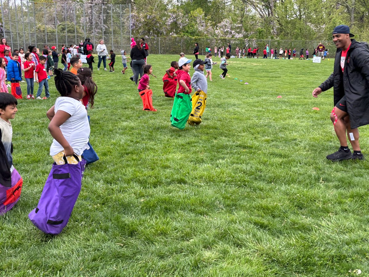 Field Day last week was a success! Thank you Coach Thomas, Mrs.Lathers &amp; our wonderful parent volunteers!