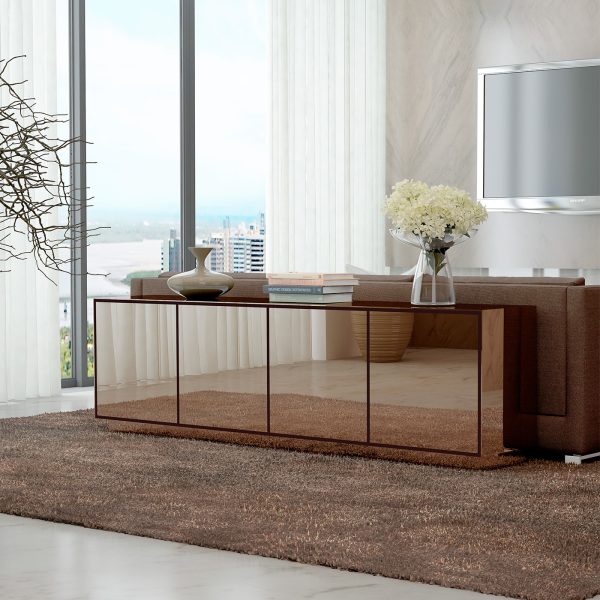 Four-door sideboard in bronze and lacquered mirror, this piece will match any style of decoration you like: tinyurl.com/3xsmx97e

#casainteriores #decor #interiordesign #decoration #homedecor #cabinet #cabinetdesign #cabinetdecor #livingroom #livingrooms #LivingFurniture