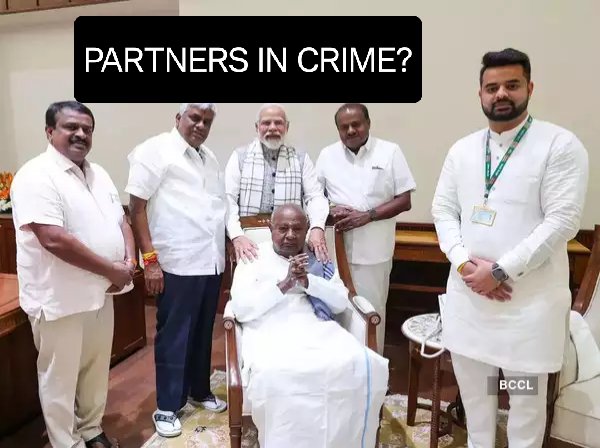 KARNATAKA BIGGEST POLITICAL SENSATION: #HassanSexScandal: BIGGEST #UNIMAGINABLE MEGA SENSATION.!! 📌FORMER PM DEVEGOWDA ASKED PRAJWAL REVANNA TO LEAVE THE COUNTRY— Directs Don't Care About The Results.! 📌WILL MODI #FACILITATE PRAJWAL'S ESCAPE FROM THE COUNTRY as Part of his…