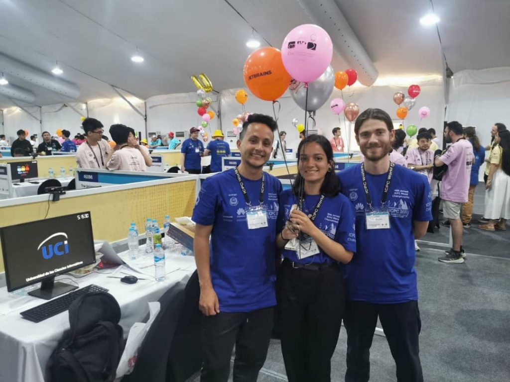 🗣 Los representantes cubanos en el Concurso Internacional Universitario de Programación compartieron valoraciones y detallaron la experiencia en la Final Mundial del #ICPC 2023 Luxor, #Egipto. 🧐 Entérate en este artículo👉 juventudtecnica.cu/articulos/prog… #Cuba #UniversidadCubana