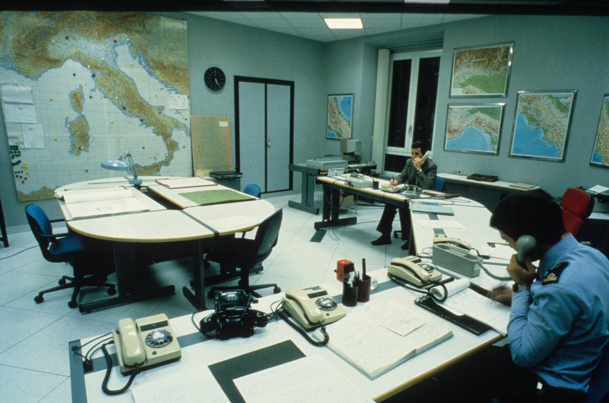 DPCgov's tweet image. Come eravamo 42 anni fa?
Proprio oggi, 42 anni fa, nasceva il Dipartimento della #ProtezioneCivile!
#29aprile