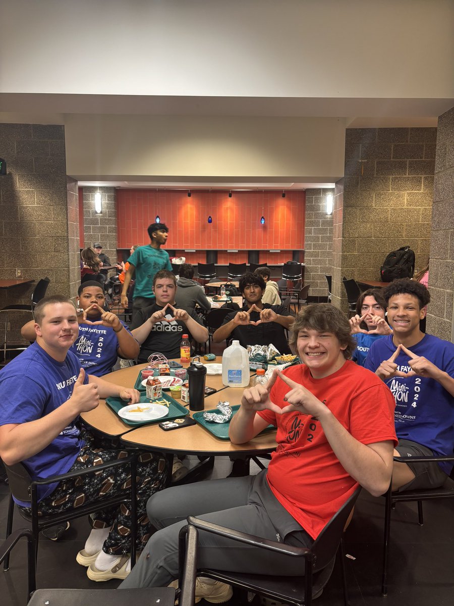 SFMiniTHON's tweet photo. Period 4 lunch looking GREAT in their Mini-THON shirts! They’re ready for tonight. Are you? Help us reach our goal!! https://t.co/jB42iUxswn https://t.co/h30l7nJYuI