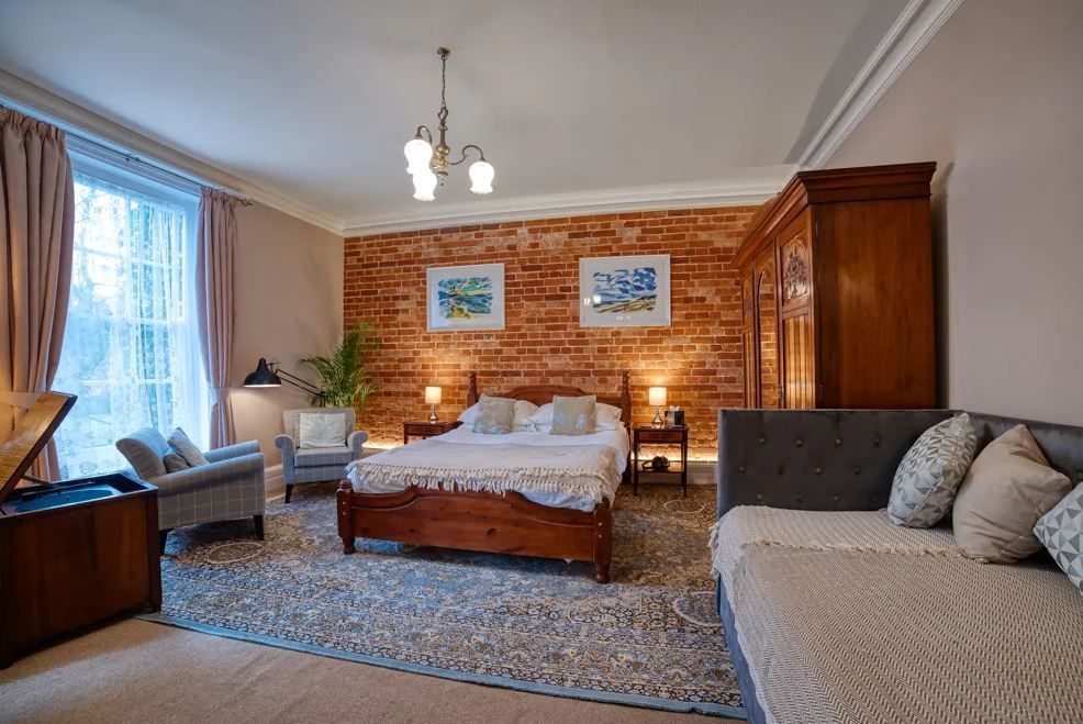 🌿 Discover Luxury at The Grove Cromer 🌿 This stunning Georgian house boasts a variety of beautifully furnished en suite bedrooms, catering to every guest's needs. thebandbdirectory.co.uk/14426 #Cromer #Norfolk #WarmWelcome #Family #Couples #FoodAndDrink #Travel #Stay @TheGroveCromer