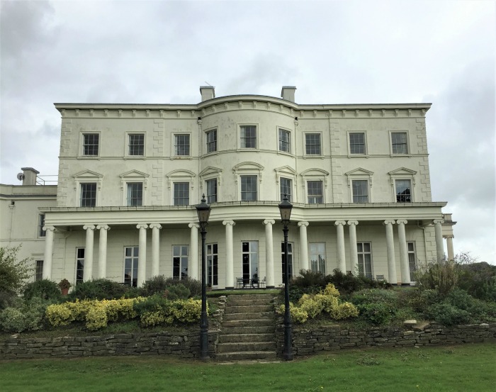 Today in #WWII History: 80 Years Ago—26 Apr 1944: Countdown to D-day: Allied Naval Command Expeditionary Force staff move to Battle Headquarters for D-day at Southwick House, Hampshire. Read more and see pictures: sarahsundin.com/the-sea-before… [📷Southwick House, 2017] #TDIH #OTD