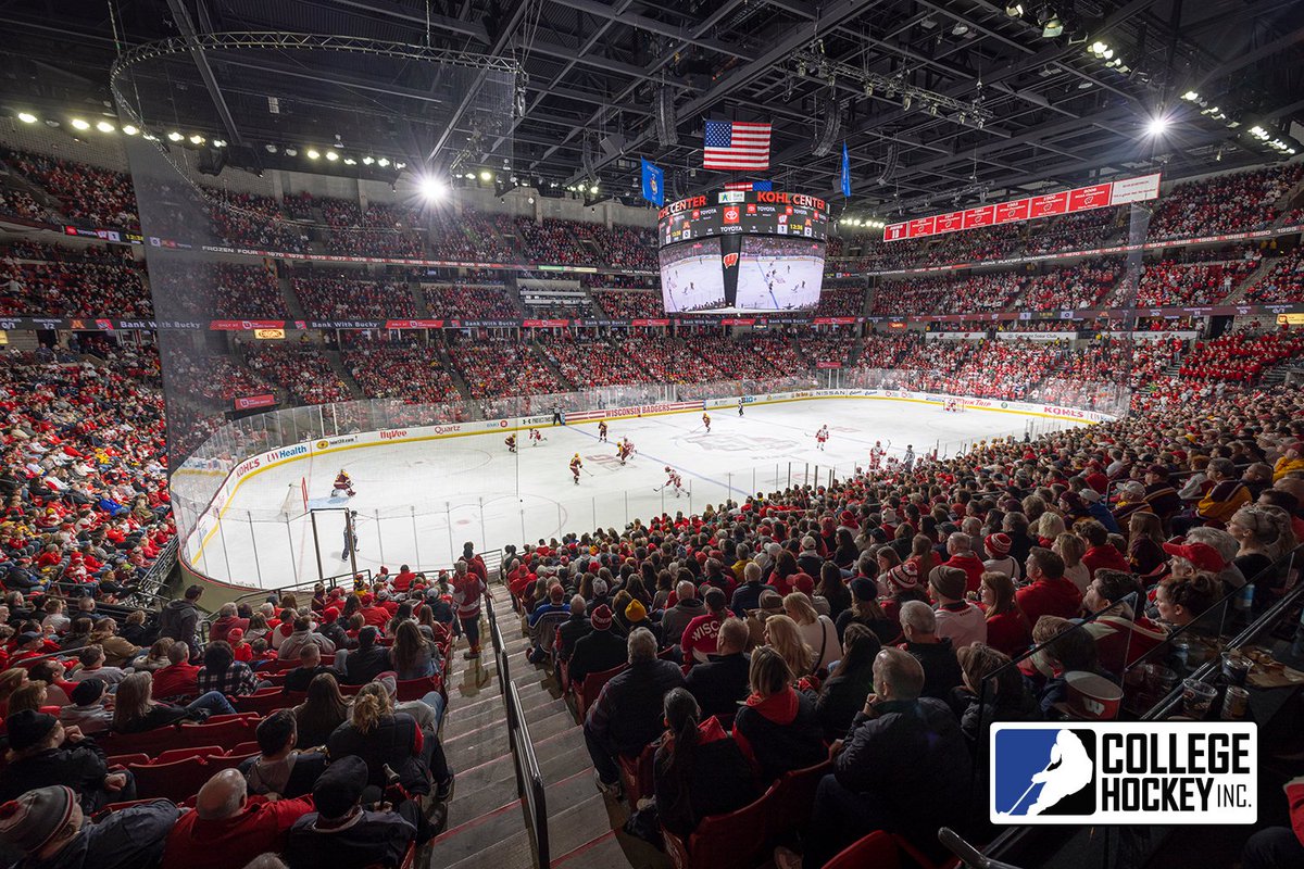 Crowds continue to 📈 in men's @NCAAIceHockey, with attendance up nationwide once again in 2023-24. 📸 by Tom Lynn STORY: bit.ly/3UyZhID