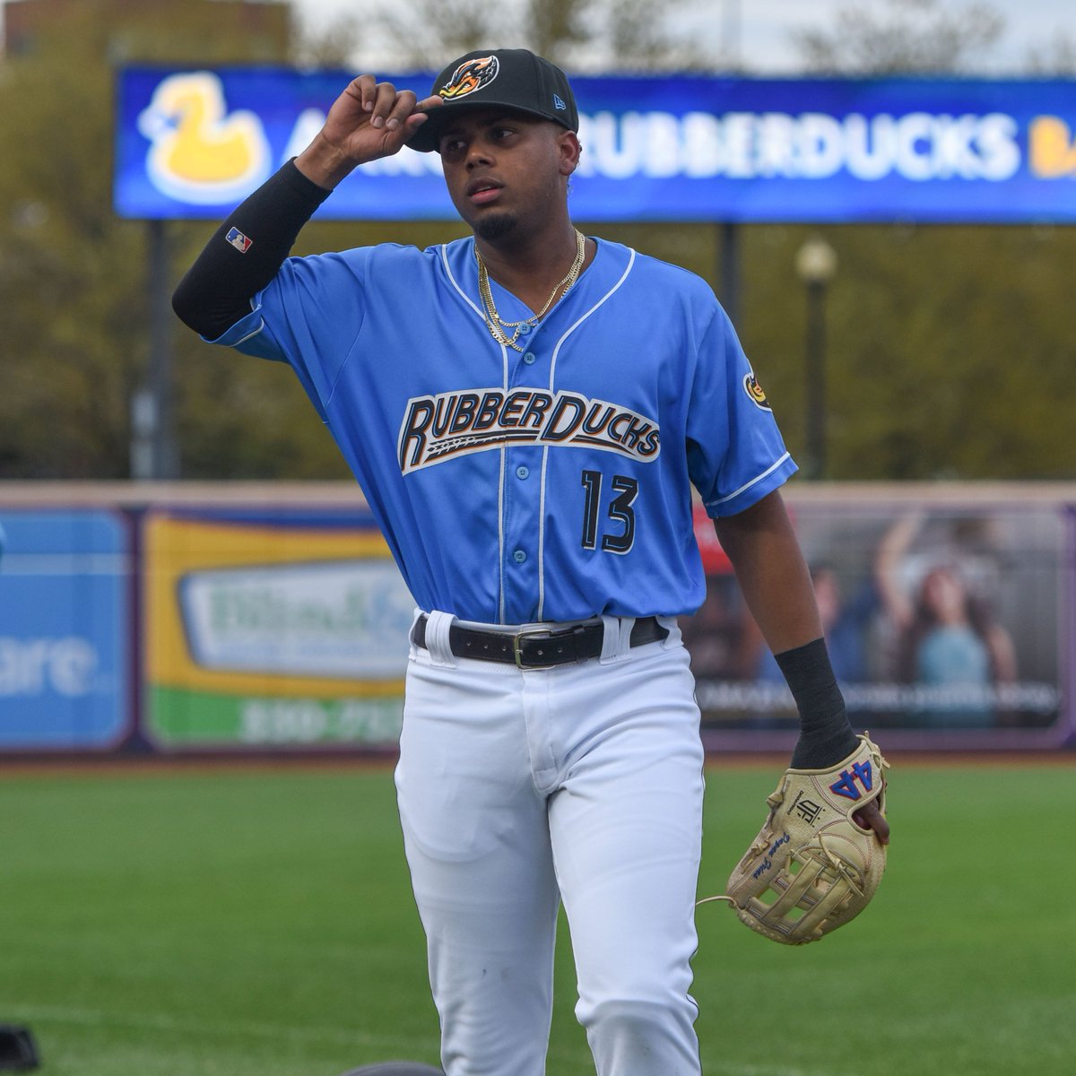 Guardians prospect Dayan Frias has baseball in his DNA, but he's out to carve his own path to the bigs. After improving over his first two seasons and getting valuable experience with Colombia in the WBC, Frias' stock is up: atmlb.com/3UDp1DW