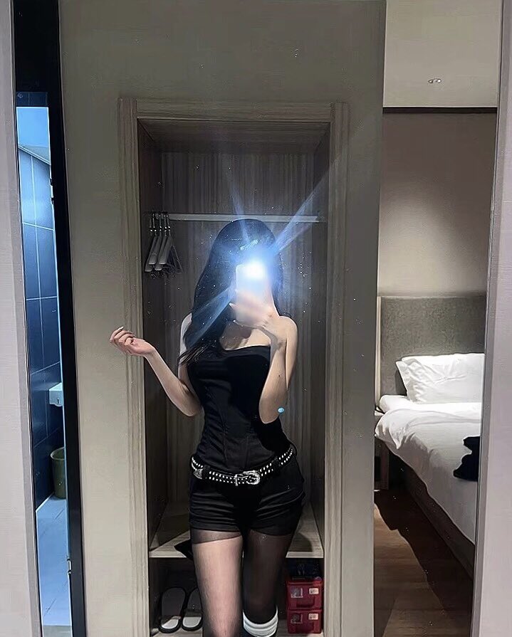 HerraraRowanne's tweet photo. 白天叫姐姐
    晚上姐姐叫💕💕💕
   上课了同学们
#大理 #大理线下 #大理外围 #大理学生 #大理同城 #大理约炮 #大理上门 #大理兼职 #大理古城 #大理下关 https://t.co/nrUxYYy5pO