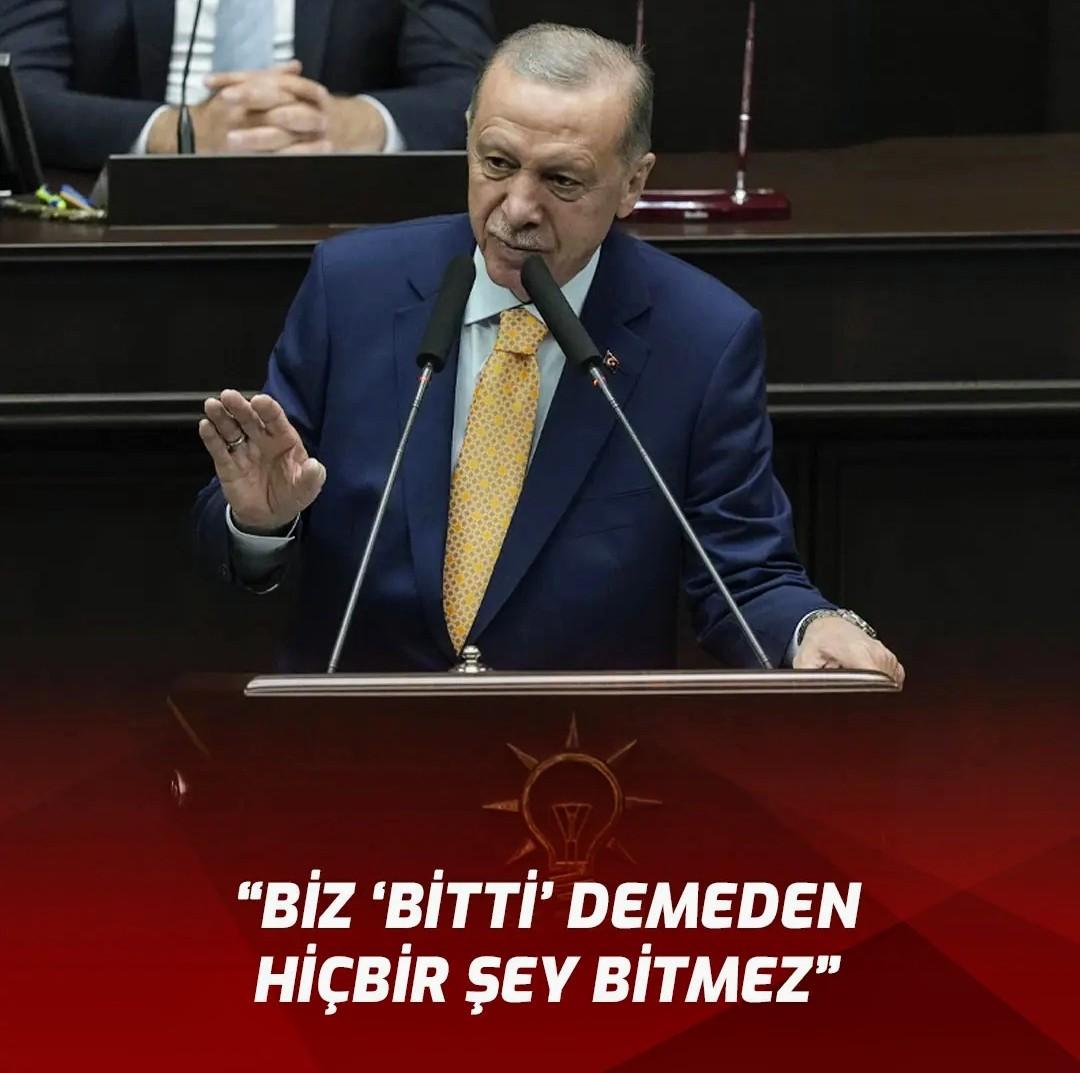 Sefaletten kurtulamayan, Yokluk içinde çile dolduran, Evinin Kirasını ödeyemeyen, Çocuğuna harçlık veremeyen EMEKLİ; Düşmüş can derdine‼️ @RTErdogan @dbdevletbahceli Varmıdır bir güncellemeniz⁉️ #EmekliAçlıklaSınanıyor #5000KısmiyeAdaletNerede