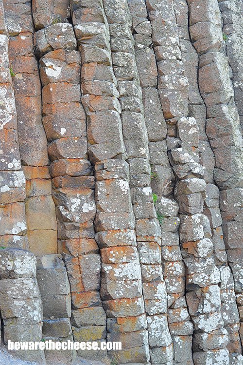 The rocky coast of #NorthernIreland at the #GiantsCauseway. A daily photo from my archives.
bewarethecheese.com #photography #travel #europe #ireland