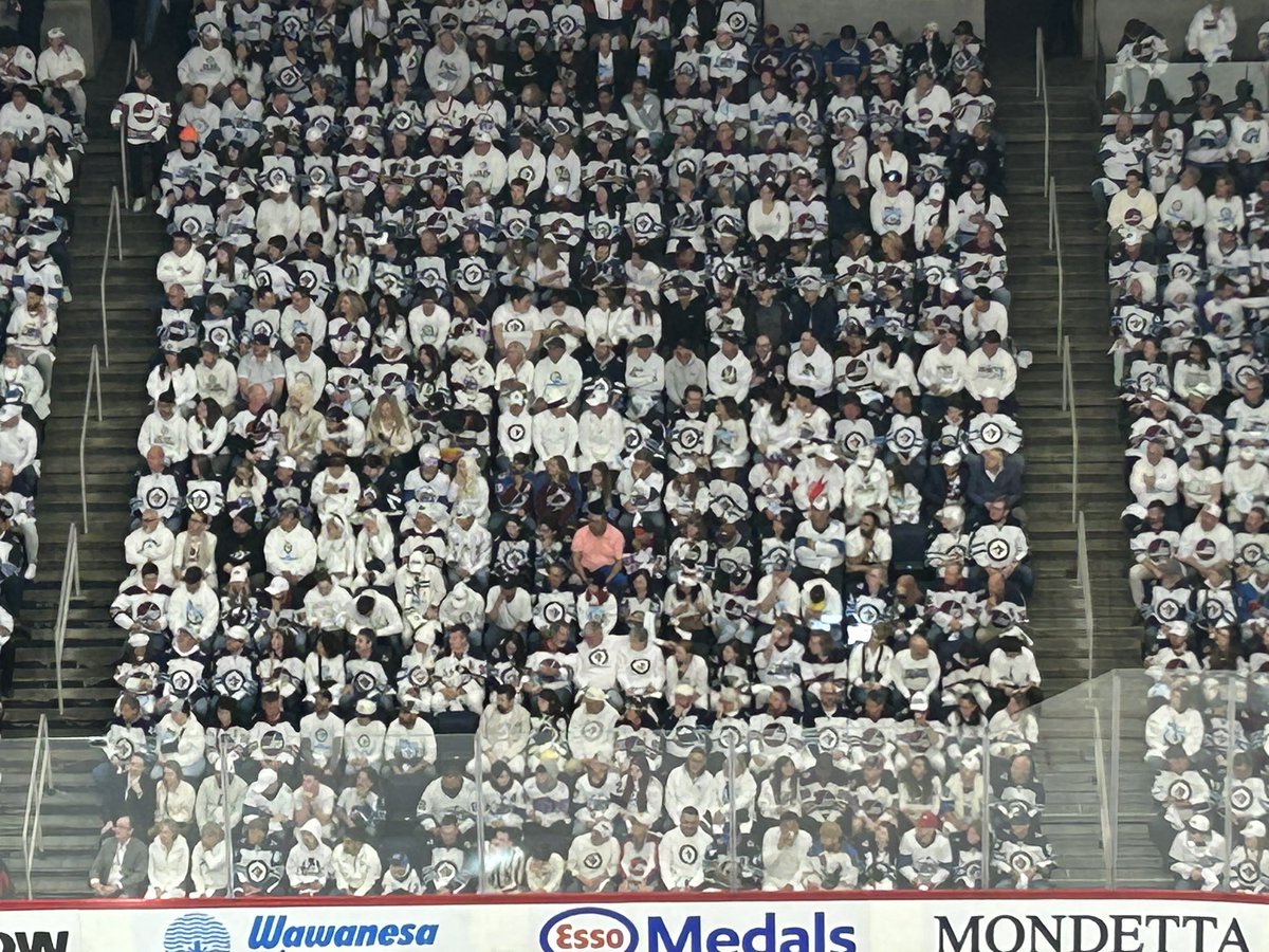 Get your whites ready for the next whiteout party... don't be this guy!

app.bookpeazy.com/providers/dry_…

#whiteout #winnipegjets