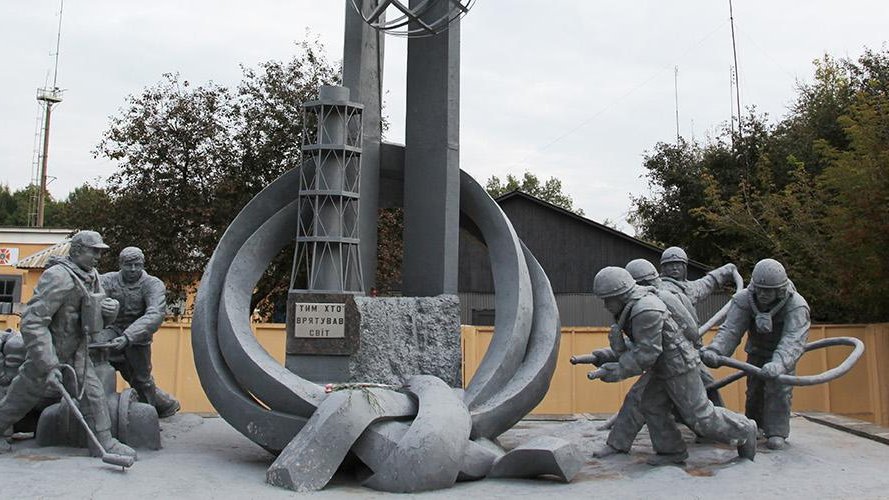 Hoje, o Dia Internacional em Memória do Desastre de #Chernobyl marca a explosão na central nuclear que em 1986 espalhou uma nuvem radioativa em partes da ex-União Soviética. Até 8,4 milhões de pessoas foram expostas à radiação nos atuais territórios da Belarus, Ucrânia e Rússia.