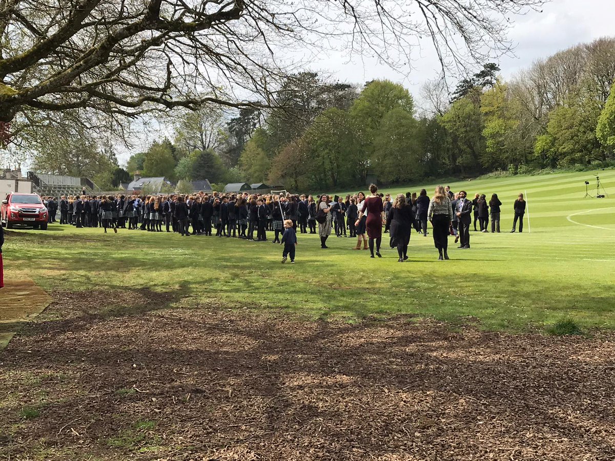 It's not everyday you get the whole school together for a photo...

From Nursery to Year 13, teachers to catering, admin to grounds, and everything in between - an incredible feat to pull everyone together! 😯

#monktonprep #monktonsenior #monktoncommunity #southwestschools