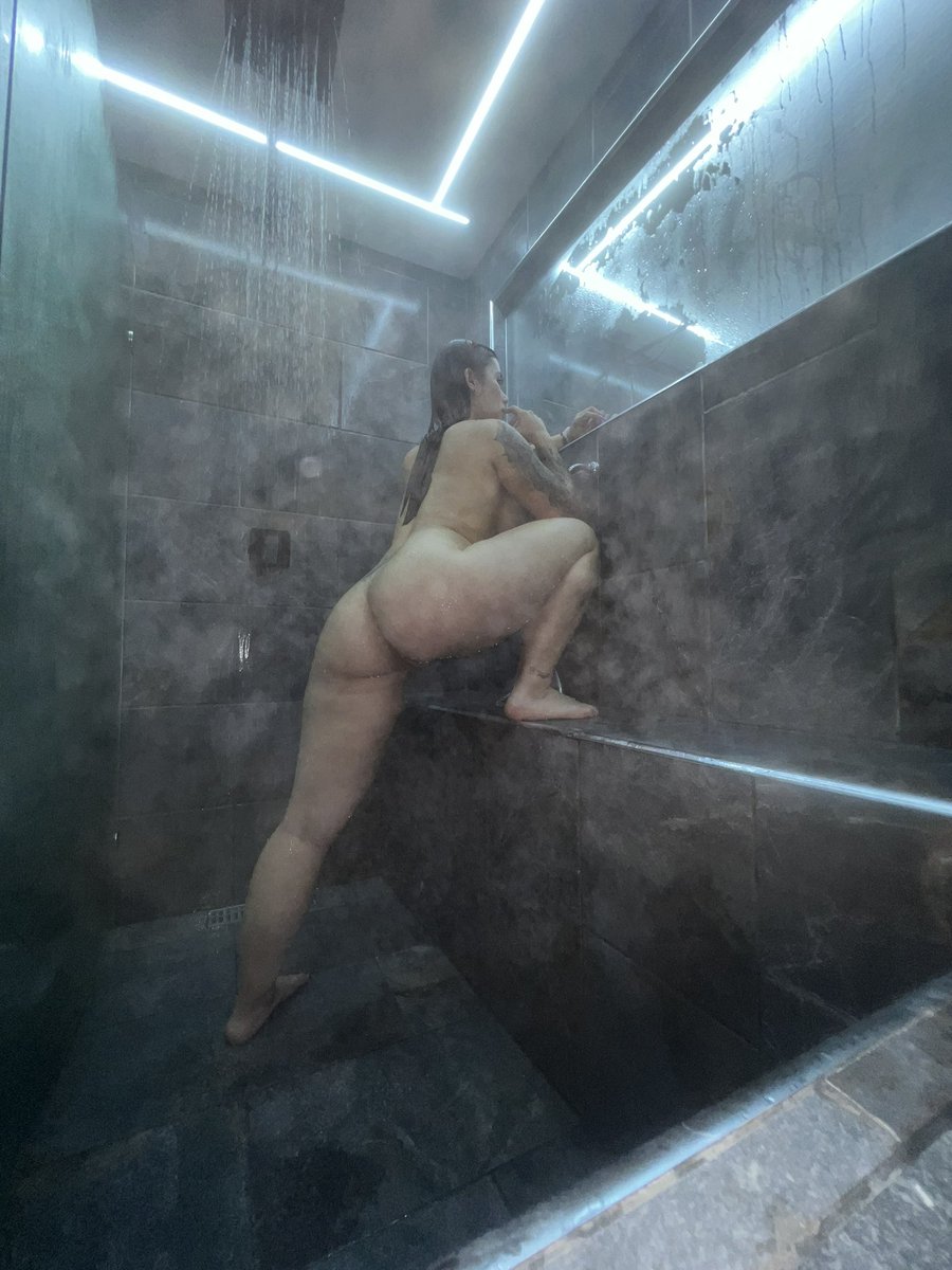 Ven y bañate conmigo en mi t.cokE63Fynebh 