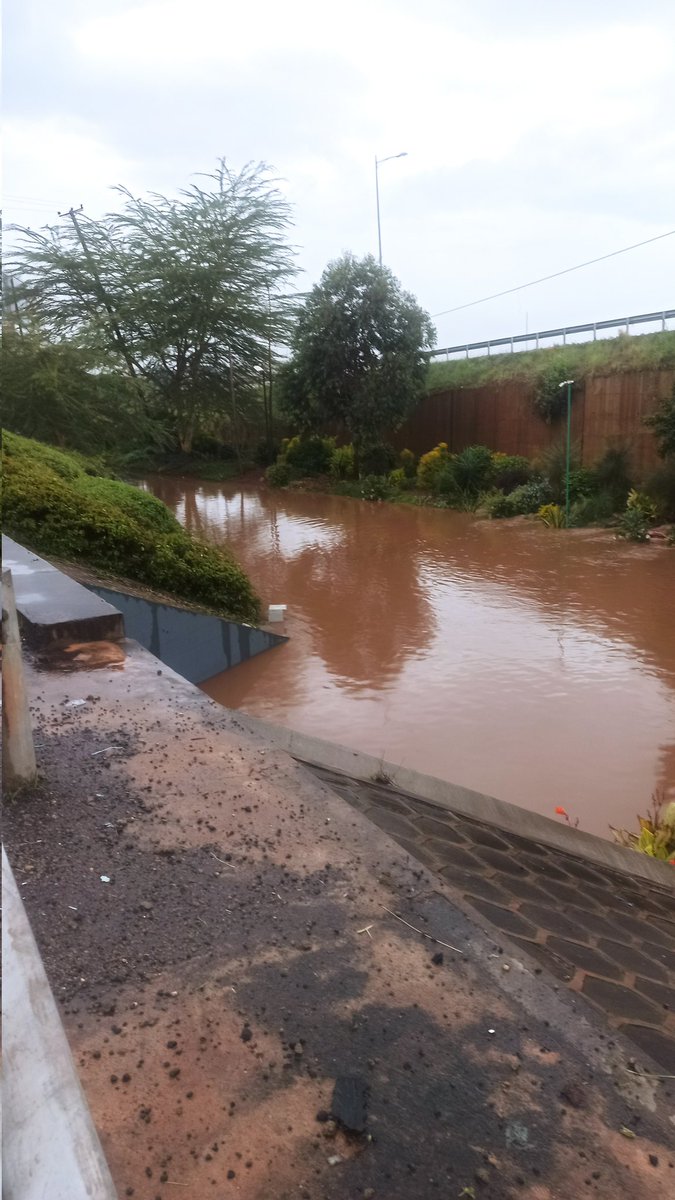 SammyNju's tweet image. Olesereni tunnel #expressway #mombasaroad #flooding