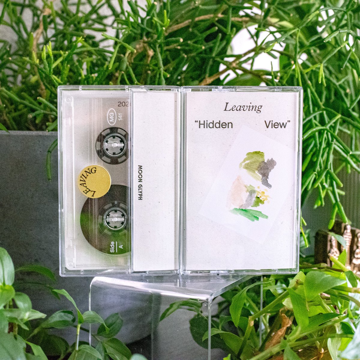 Out today! “Hidden View” by Leaving, the latest hypnotic missive from Rupert Thomas, one-half of the duo Erasers. Left-of-centre hardware electronics capturing the Western Australian landscape in which it was made; wide-open spaces, dense bushland and expansive coastline.