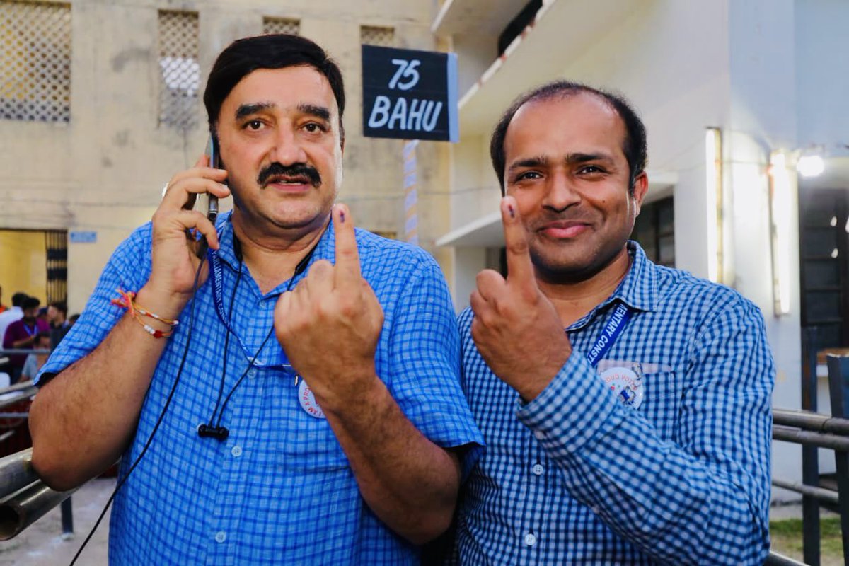 Exercising our rights and duties with a smile! Proud to have made our mark in the democratic process. #GoVoteToday @Thakurss111 @listenshahid