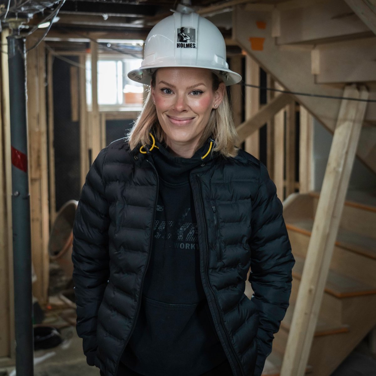 Filming a live construction project isn't easy, especially when you have to complete a reno in 8-9 weeks. But I love my job, and I love helping families who have reached out to us. #womeninconstruction 🙆 ⛏️ 🔧