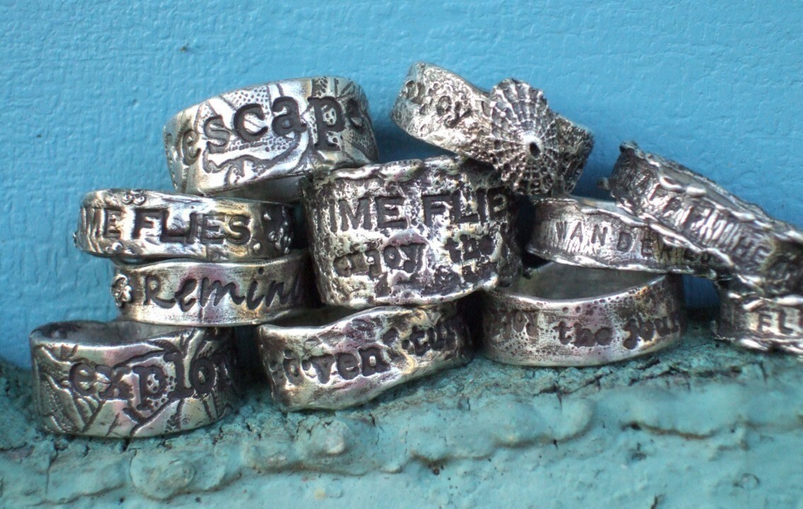 byhappygolicky's tweet image. A Pair of His and Hers Personalized Custom Rings, Inspirational Quote Jewelry, in Sterling Silver, Sizes 4 5 6 7 8 9 10 11 12 13 14 15 happygolicky.etsy.com/listing/469668… #customring #HappyGoLicky #jewelry #2024fashiontrend #sterlingsilver