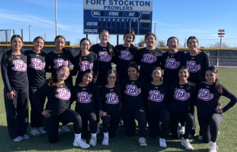 Best of luck this weekend to @EastlakeSoftba1 and they travel to Fort Stockton to take on @tigersoftball_ for a 3 game series. Let's do this ladies. Watch the game live frenship.net/apps/pages/liv…. Fridays Game time is 5 PM CST. 🟣🟠⚪️🥎