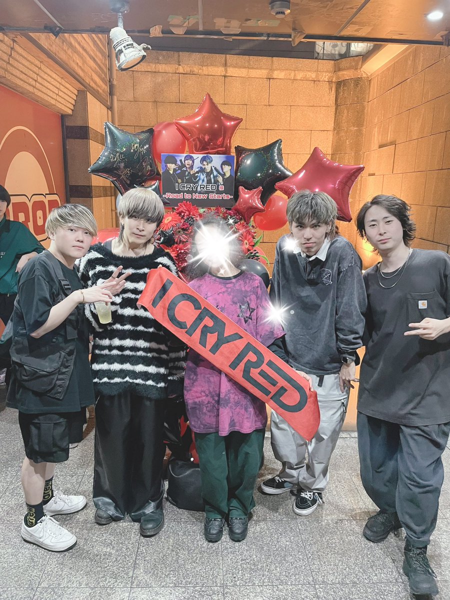 ma_mi_0502's tweet photo. 現体制ラストのアイクラ無事に見届けてきた❤️🔥カッコいいステージでした👏たくさんの楽しい思い出ありがと🥹みんなやりたい事頑張れ👍
#ICRYRED https://t.co/XvdmU7zq6n