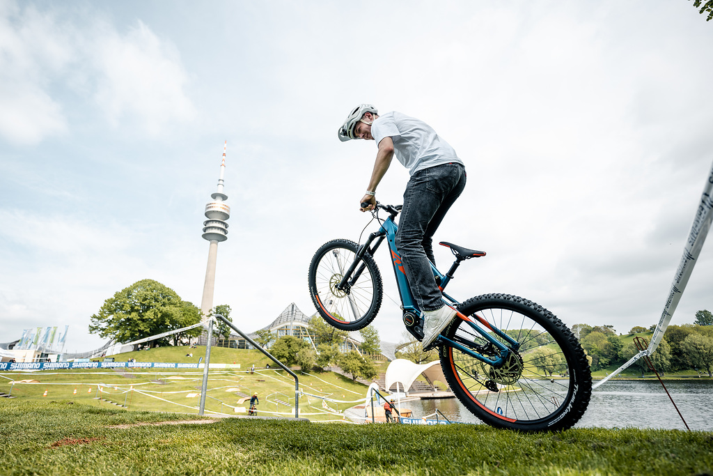 E-Bikedays im @OLYMPIAPARK in München gestartet - 1000 E-Bikes zum Testen stadtmagazin-muenchen24.de/?p=109662