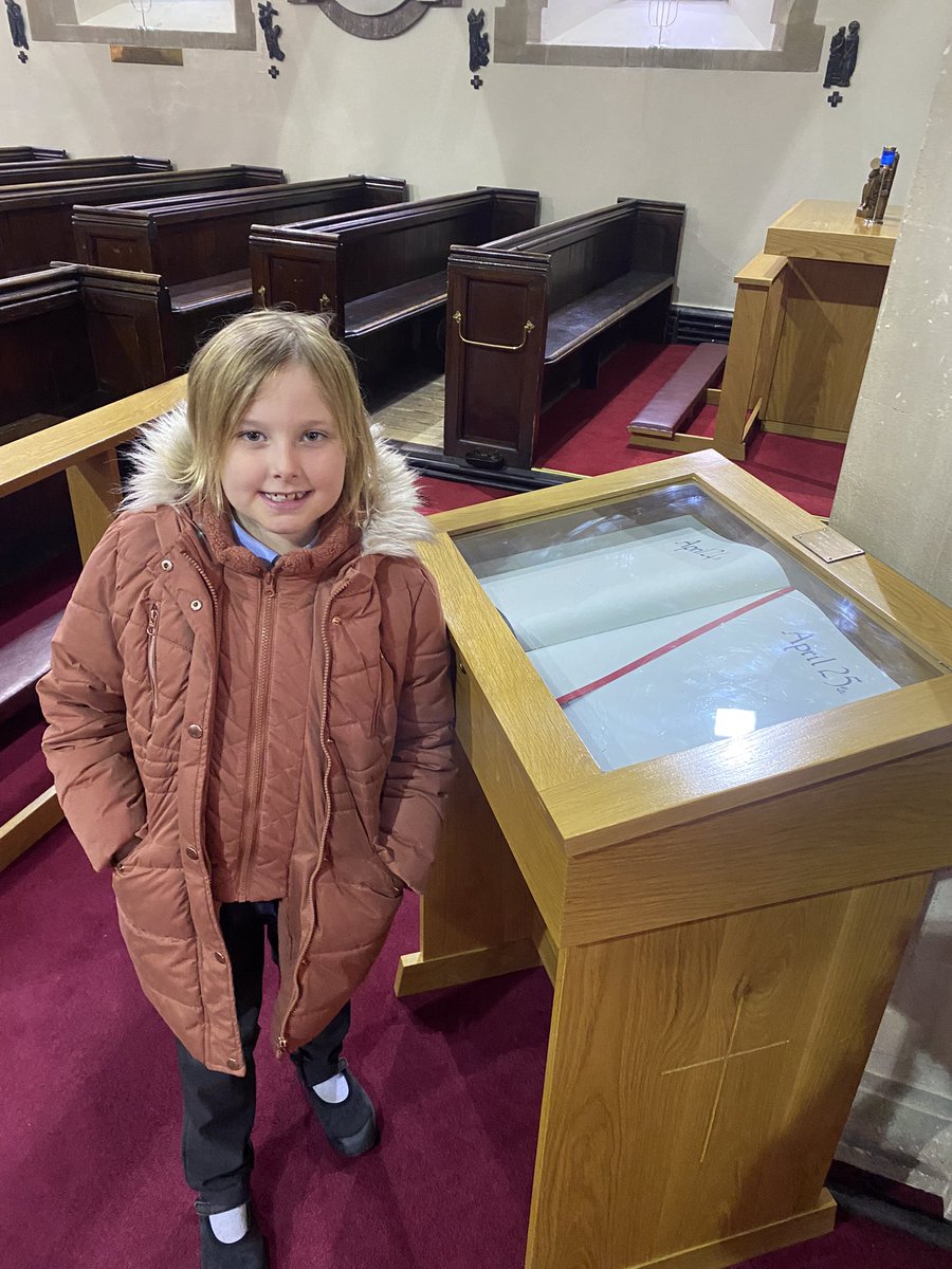 We had a fantastic morning at St Illtyd’s Church. We learned about the features of a church, aswell as asking the vicar all of our questions about Christianity and his role!⛪️
#HumanitiesAOLE #SchoolTrip