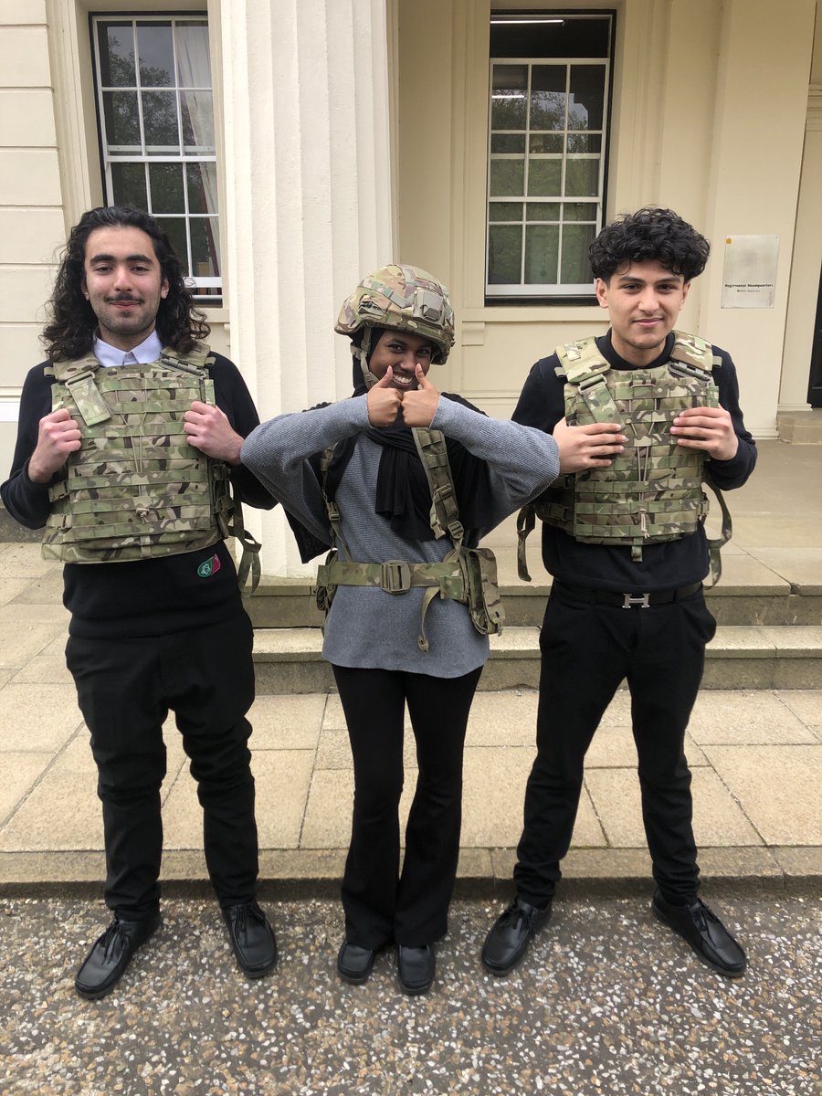 Photos from our Y12 trip to the Army Open Day @ArmyInLondon 😃