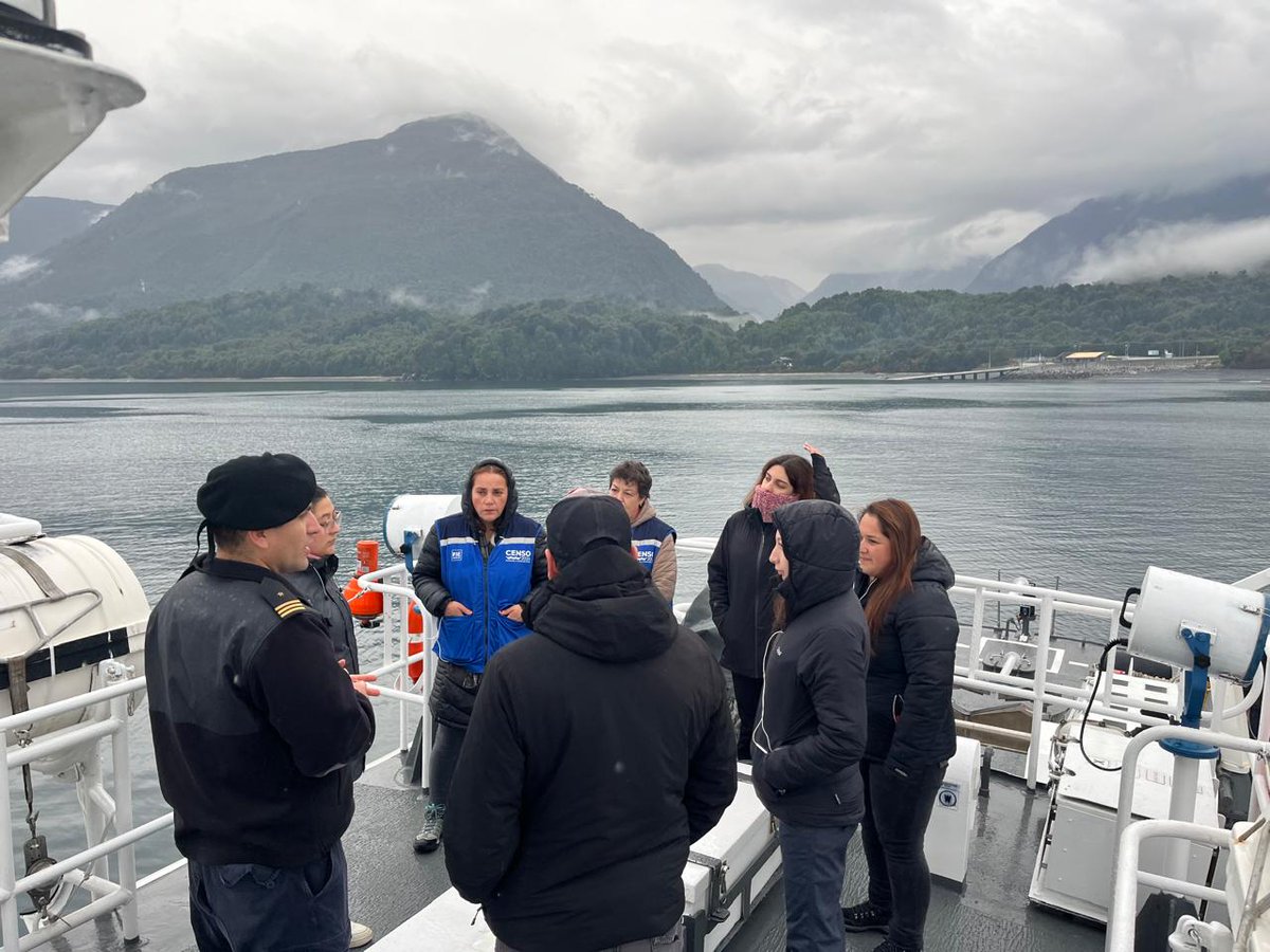 La Unidad Marítima LSG-1622 “Chiloé” apoyó las navegaciones para la realización del @Censo2024 en la comuna de #Chaitén, Islas Chuit, Talcan, Desertores y Corcovado, aportando conectividad para el conocimiento de la realidad del país. #AutoridadMarítima @Armada_Chile @INE_Chile