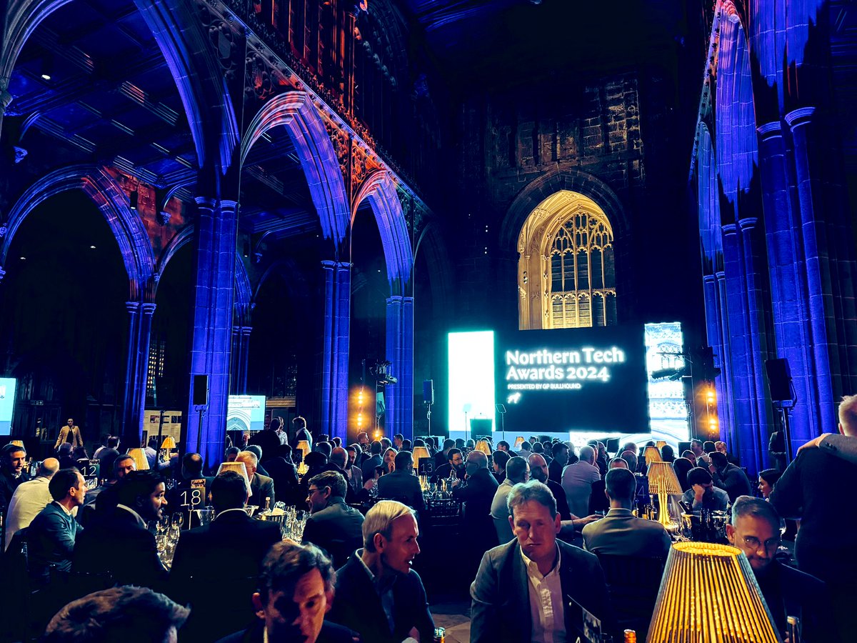 D11kim's tweet image. I had the pleasure of attending @GPBullhound #NorthernTechAwards last night! So many amazing companies in the north doing amazing things!!!! And what a venue #Manchester #Cathedral
Great to see our neighbors @salesfireuk getting listed again this year too!!! #UTB