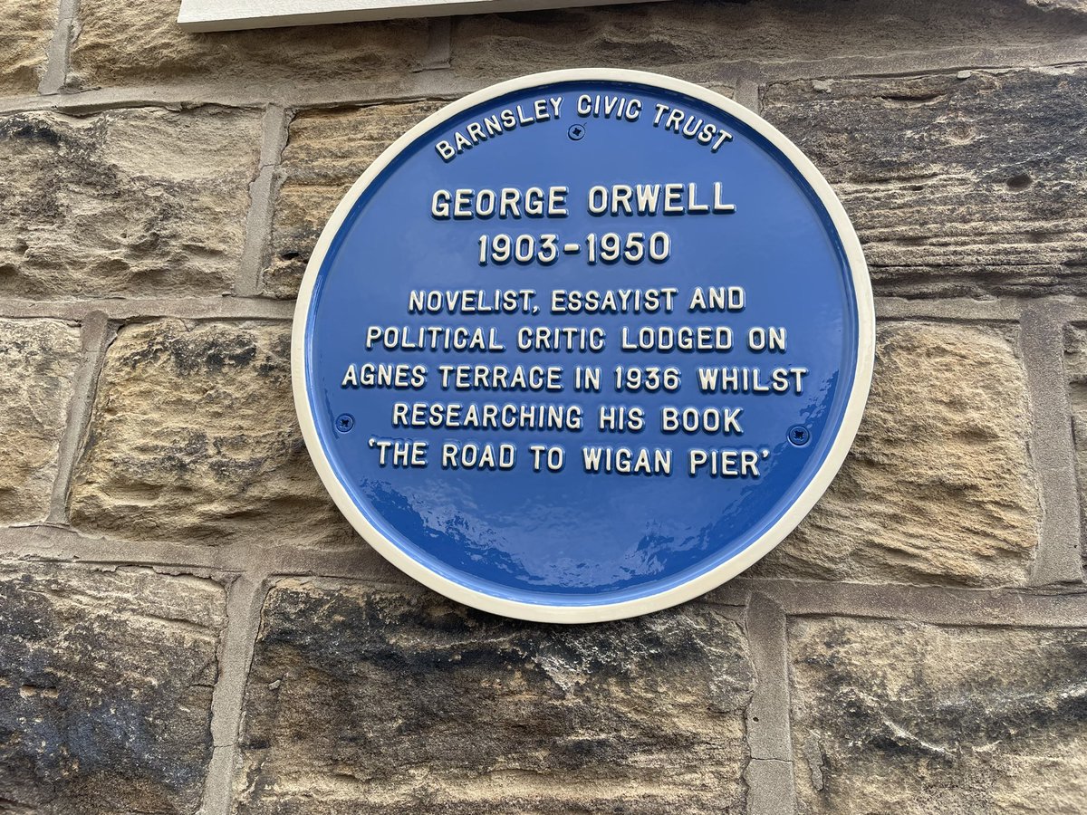 Great to use a bit of wellbeing time from work to go & see the unveiling of the plaque from @BarnsCivicTrust marking the place where #georgeorwell stayed when he was in #barnsley. I used to live in this street and had no idea!