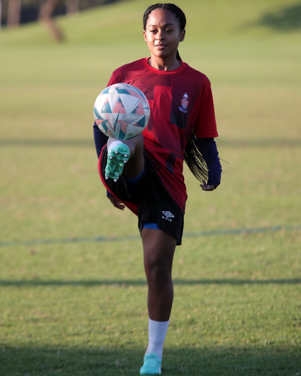 Welcome back, @thaleasmidt15! Here's to a fantastic season ahead with #TuksFootball ⚽️ Once a #StripeGeneration, always a #StripeGeneration 🔴🔵⚪ of #TuksSport. [Photo credit: #regcaldecott]