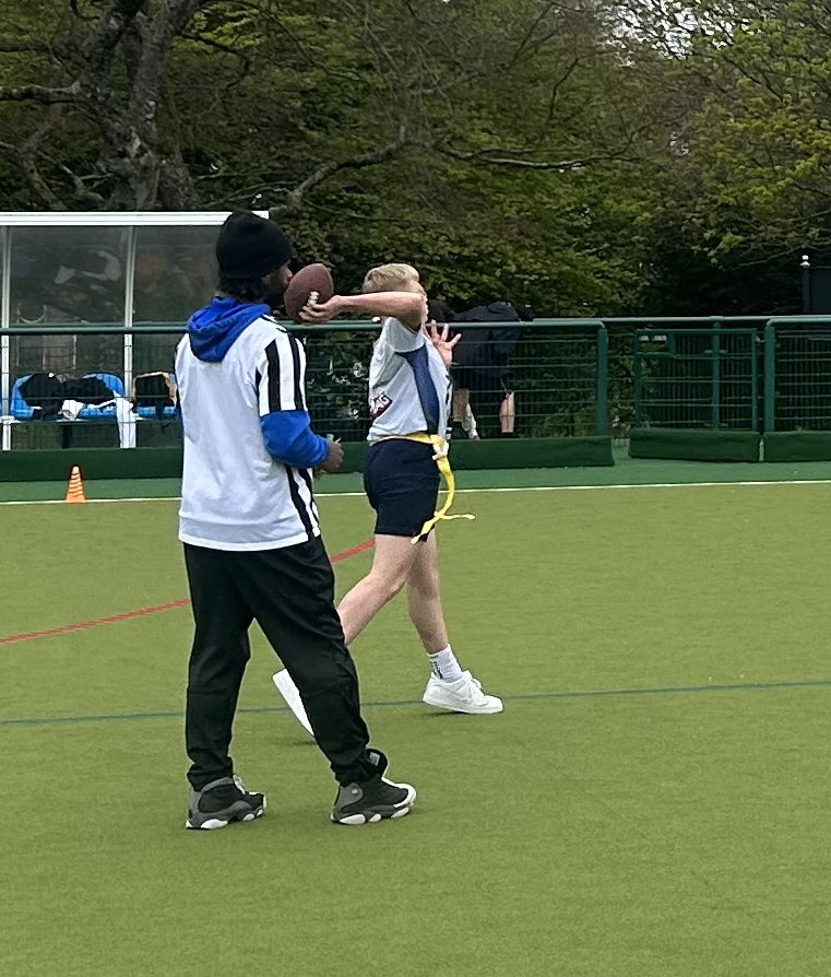 WardenParkPE's tweet photo. A great day today at @WindleshamTweet playing as the @Colts for the South East Regional @NFL Flag completion. Finishing 3rd overall, we should some outstanding play. Star QB’s Joe and Lucas were pipped at the post for MVP by Tom for his work in offence and defence #touchdown https://t.co/32SjvzV7hp