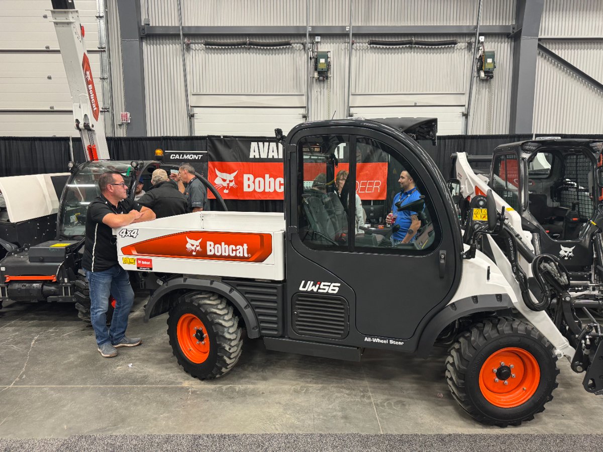 agritradetoday's tweet photo. Throwing out some love to a few of our ⭐️Gold Sponsors⭐️ from our 2023 show. We look forward to seeing you all again for #AgriTrade24.
@TELUS_AGCG
@RedDeerCounty
@PillarLasers
@CalmontGroup
#AgriTrade #RightShow #RightTime #RightLocation #RedDeer #Agshow #farmshow #40years https://t.co/H6hAmBG8Fs