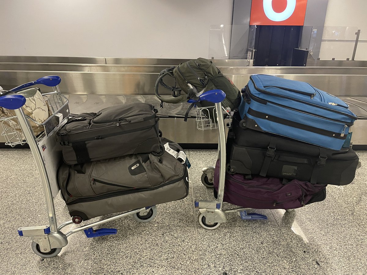 UFL_Robin's tweet image. Today I'm thankful for the kindness of strangers and the invention of the wheel, without both of which the journey from baggage claim to the taxi stand would have been pretty annoying.