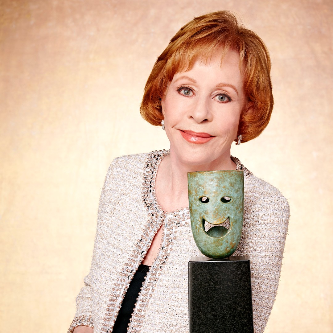 🎂 Happy birthday to the iconic Carol Burnett! A true trailblazer, Burnett's comedic genius and charm has captivated audiences for decades. As the 52nd SAG Life Achievement recipient, she continues to inspire with her unparalleled talent and wit. #BOTD 🎉