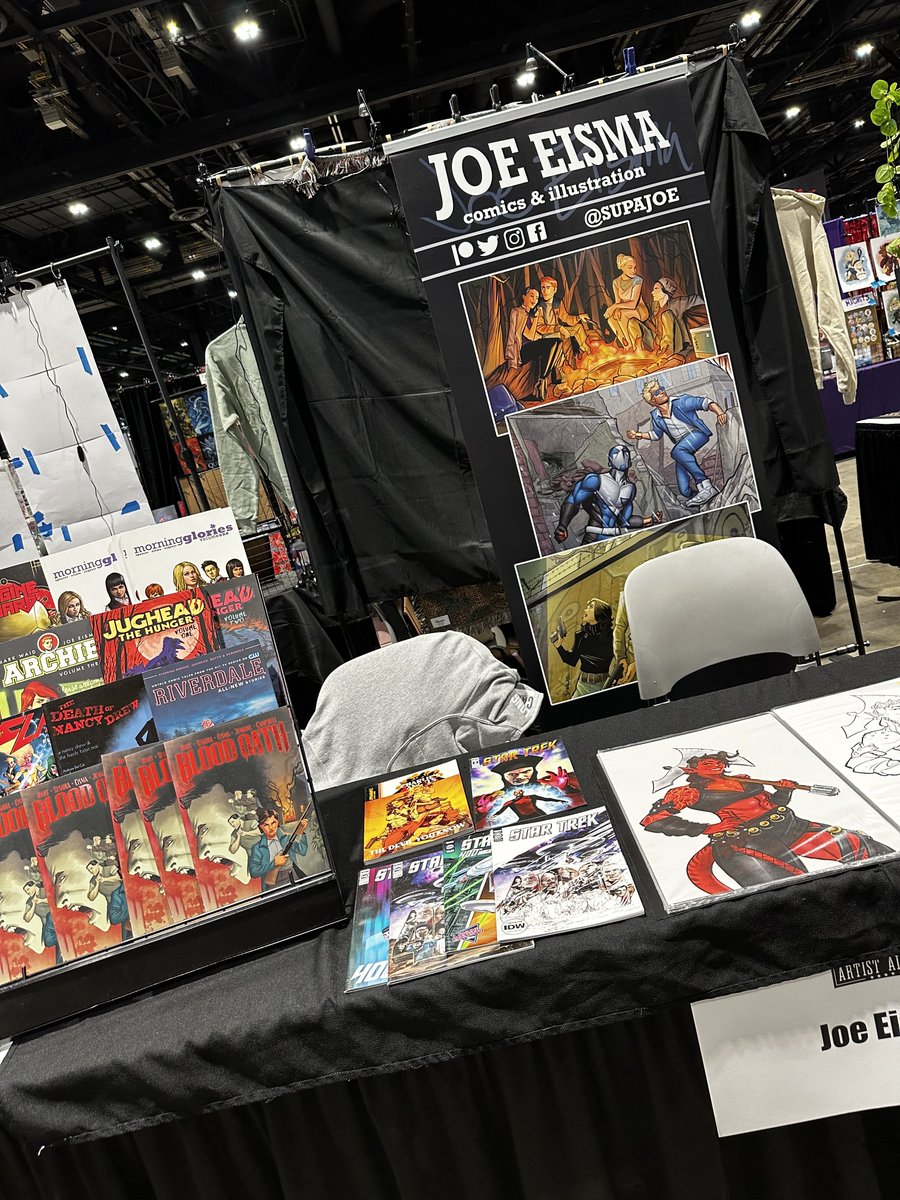 #C2E2 starts today! Come see me at table L-16 in Artist Alley @c2e2