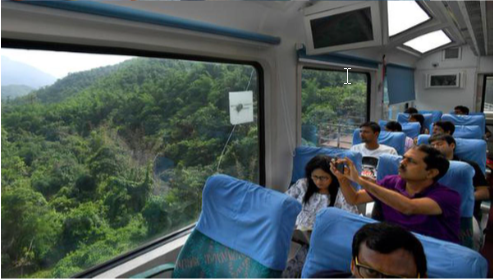 Enhancing Travel Experience with Vistadome

Under CBN's visionary leadership, Indian Railways launched the country’s first-ever Vistadome coach on
the Visakhapatnam-Araku route in 2017, offering passengers panoramic views of scenic landscapes.
#Vistadome #TravelExperience (7/n)