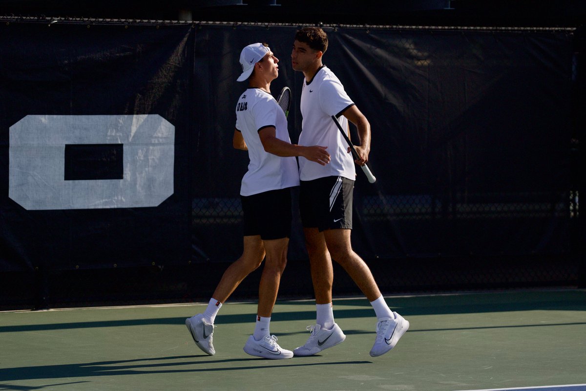 𝙍𝘼𝙈𝙎 ➡️ 𝙎𝙀𝙈𝙄𝙁𝙄𝙉𝘼𝙇𝙎

@VCUTennis takes down Duquesne, 4-0 to earn a spot in tomorrow's #A10MTEN semifinals
